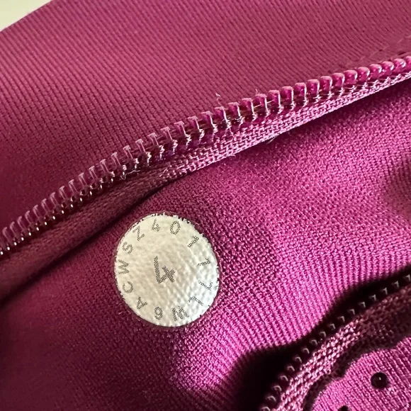 Lululemon Athletica Marvel Dark Pink Mind Over Miles Crop 17” Leggings size 4 - Picture 16 of 16